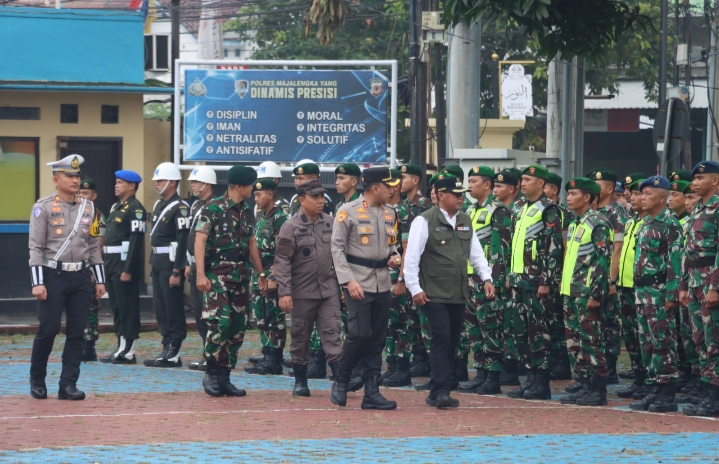 Kapolres Majalengka Pimpin Apel Gelar Pasukan Operasi Ketupat 2025, Pastikan Mudik Aman dan Nyaman