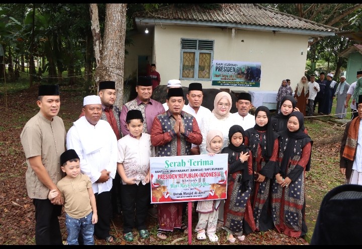 Kapolres Banyuasin Bersama Forkopimda Shalat Idul Adha di Masjid Al Amir Pemkab Banyuasin