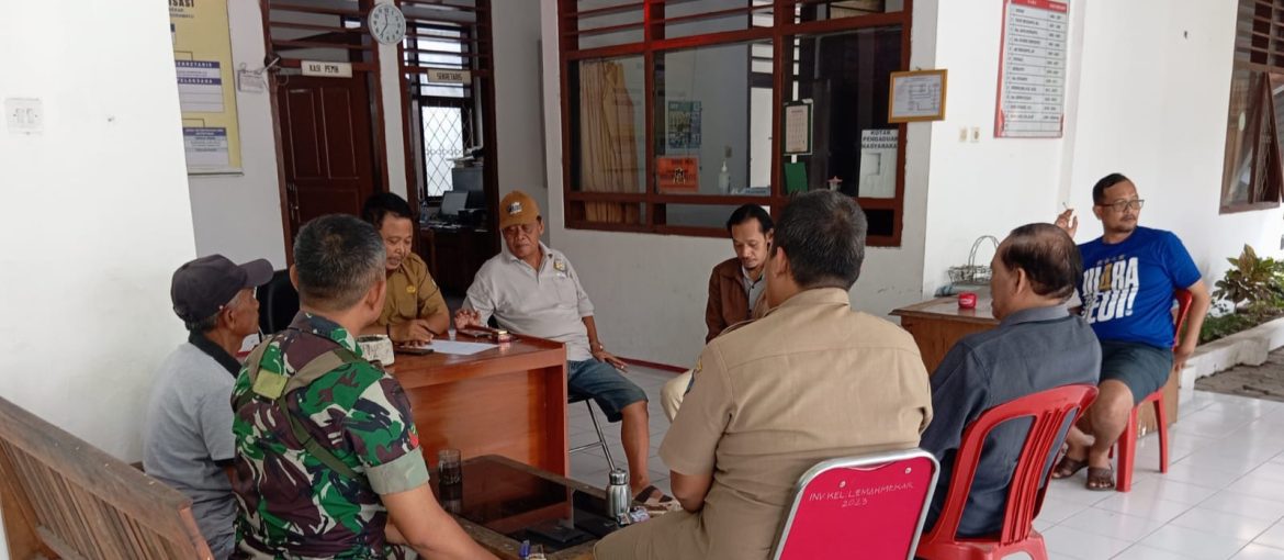Koramil 1601 Indramayu Menghadiri Rapat Menyusun Anggaran Kelurahan Lemahmekar Tahun 2026