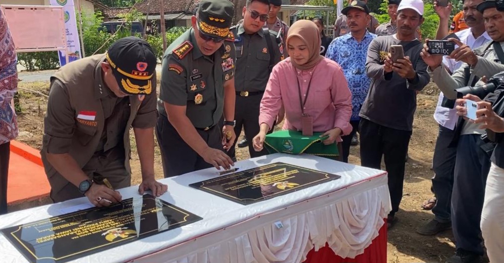 Dandim 0616 Indramayu Menghadiri Peresmian Sumur Bor Sumber Air Bersih Layak Konsumsi Desa Jaya Mulya