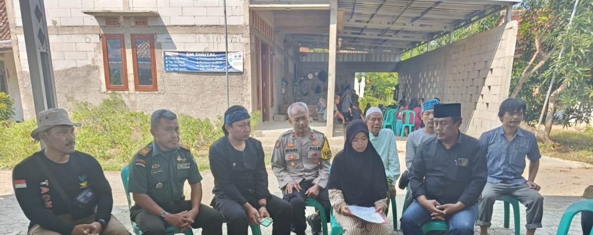 Anggota Koramil 1608 Karangampel Indramayu Monitoring anak tenggelam di sungai zaenal