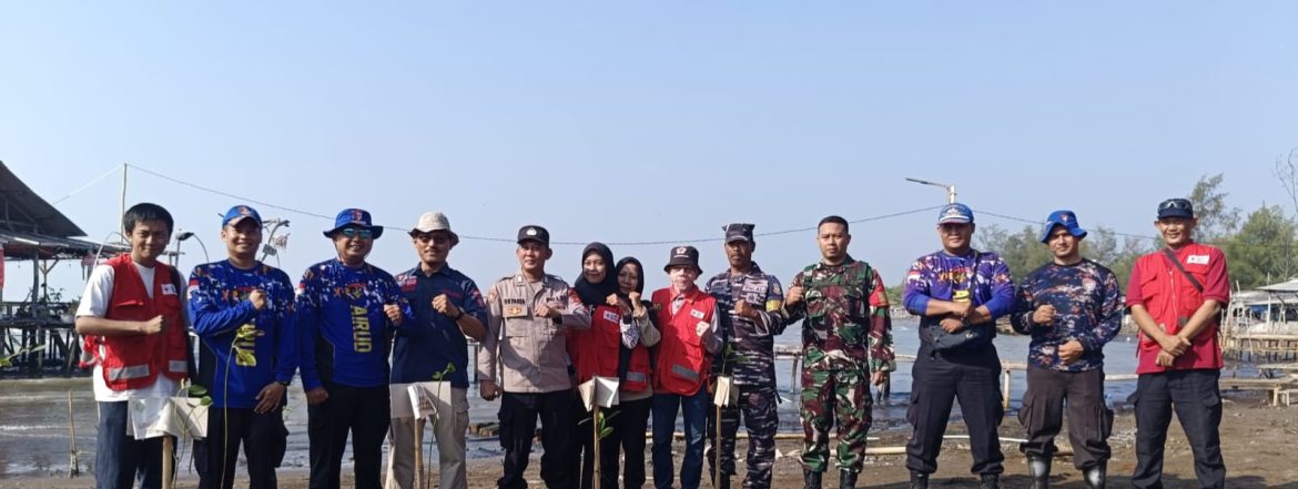 Koramil 1601 Indramayu Peringati Hari Mangrove Sedunia 26 Juli 2025 di Pantai Karangsong Indramayu