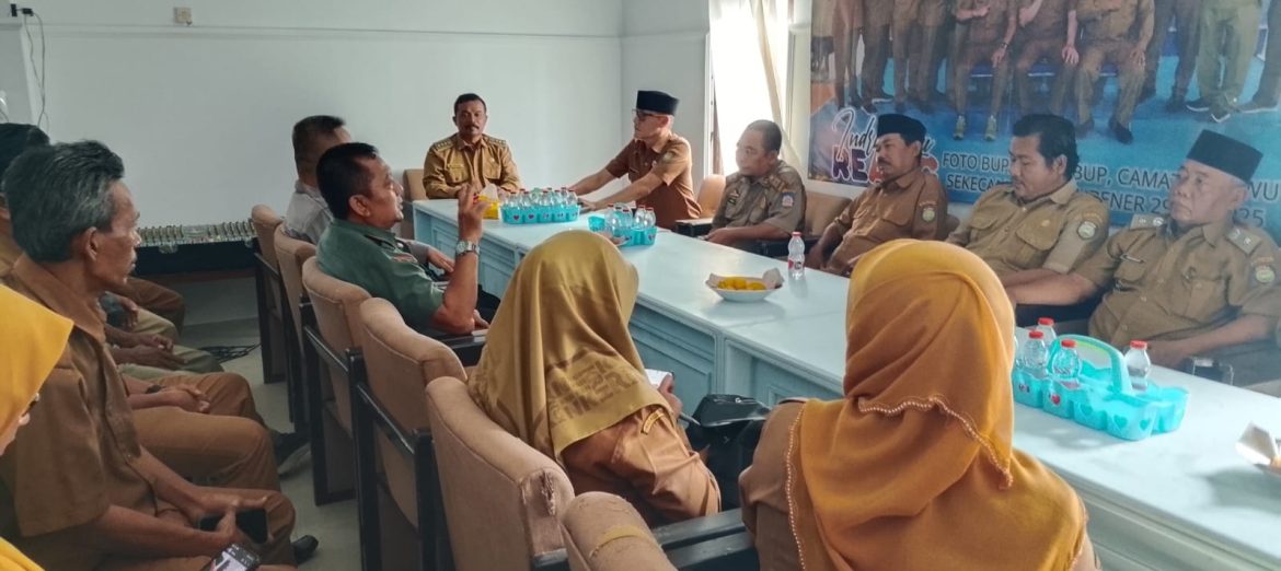 Babinsa Koramil 1603 Lohbener Indramayu Hadiri Rakor lanjutan persiapan HUT RI ke-80 tahun 2025