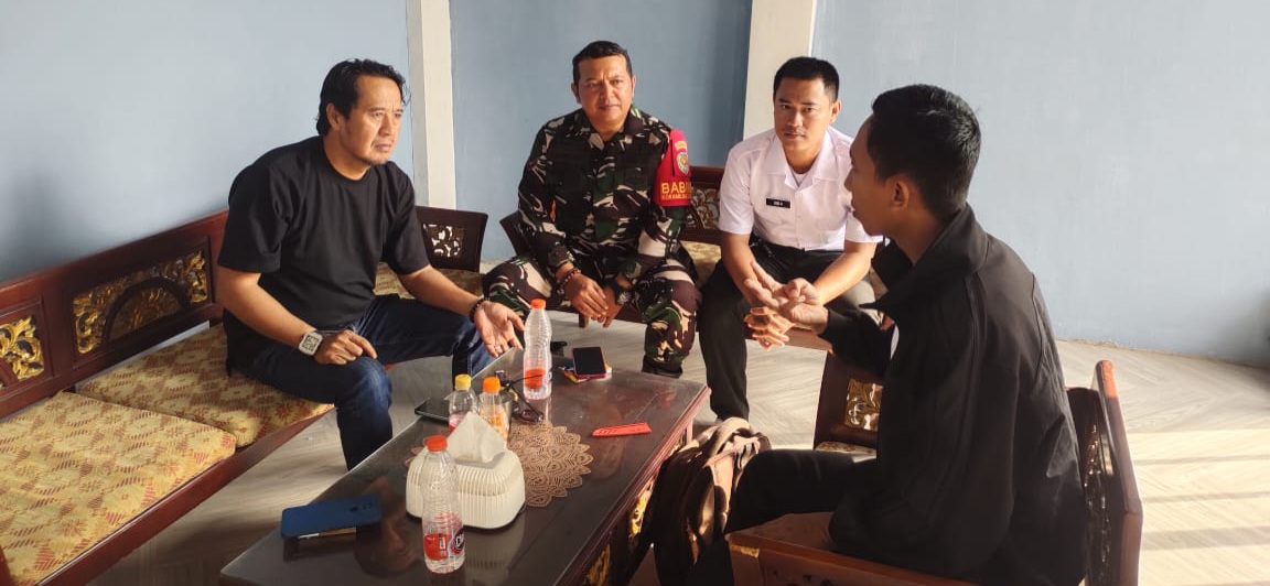 Babinsa Koramil 1603 Lohbener Indramayu Lakukan Pengecekan kesiapan dapur sehat di desa Rambatan Kulon