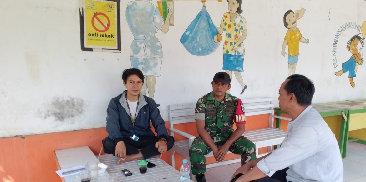 Bersama Babinsa Koramil 1603 Lohbener Indramayu dann Masyarakat Sekitar, Ciptakan Situasi Dan Kondisi Yang Aman dan Kondusif 