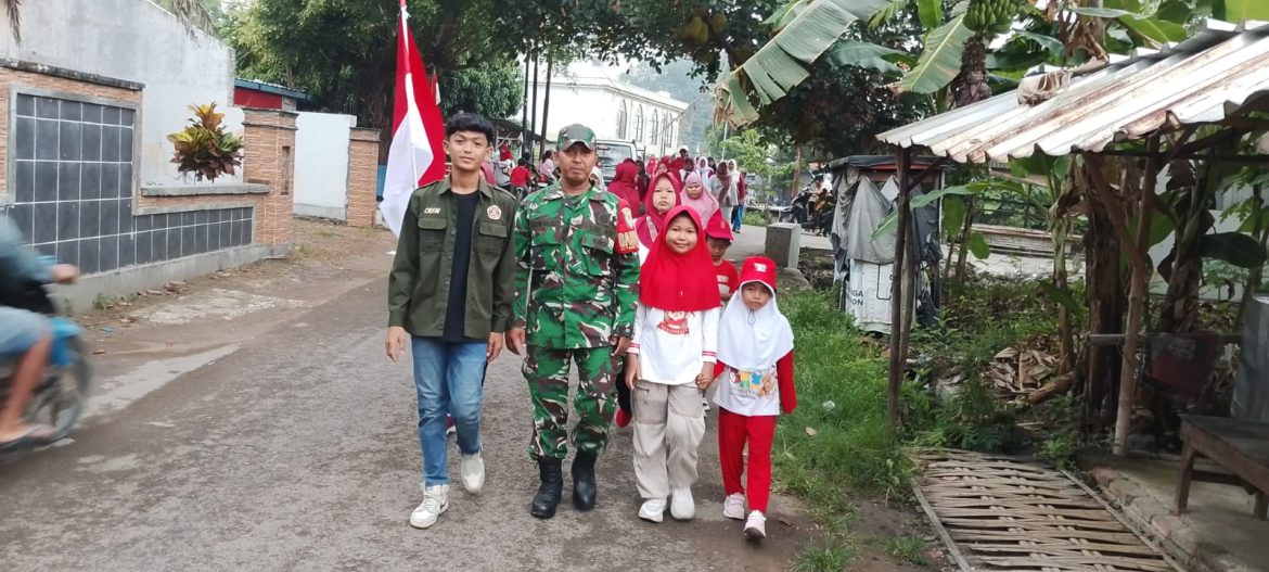 Babinsa Koramil 1601 Indramayu Adakan Kegiatan Komsos Bersama Masyarakat di Desa Rawa Dalaem