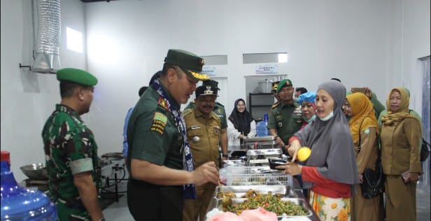Dandim 0616 Indramayu Hadiri Launcing program Dapur Sehat makan bergizi Gratis (MBG), di desa Rambatan Kulon 
