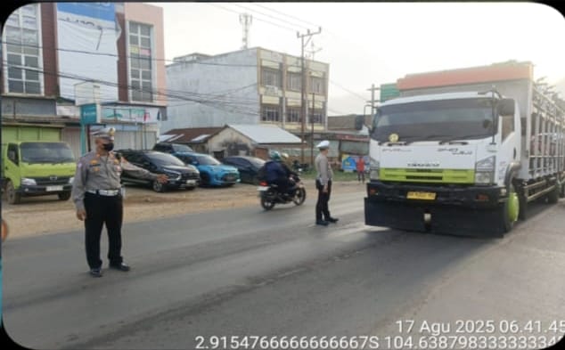 Polsek Talang Kelapa sukses Jaga Lancarnya Upacara HUT RI ke-80 di Sukomoro, Lalu Lintas Aman & Kondusif