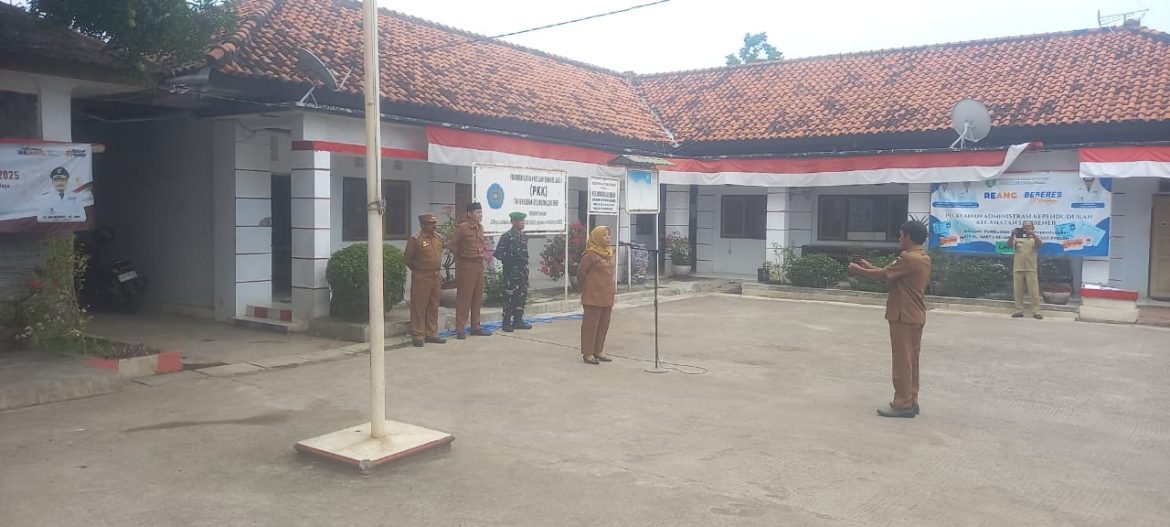 Koramil 1603 Lohbener Indramayu Melakukan Upacara Apel Koordinasi Tingkat Kecamatan Lohbener