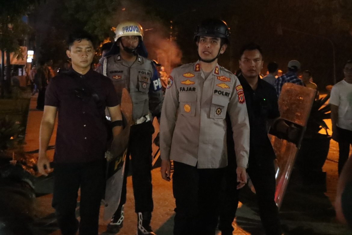 Kapolres Indramayu : Ruang Aspirasi Terbuka Luas, Namun Aturan Hukum Harus Dijunjung Demi Kepentingan Bersama