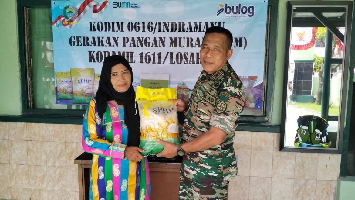 Danramil 1611 Losarang Indramayu Hadiri Gerakan Pangan Murah (GPM) Ke-2 di 