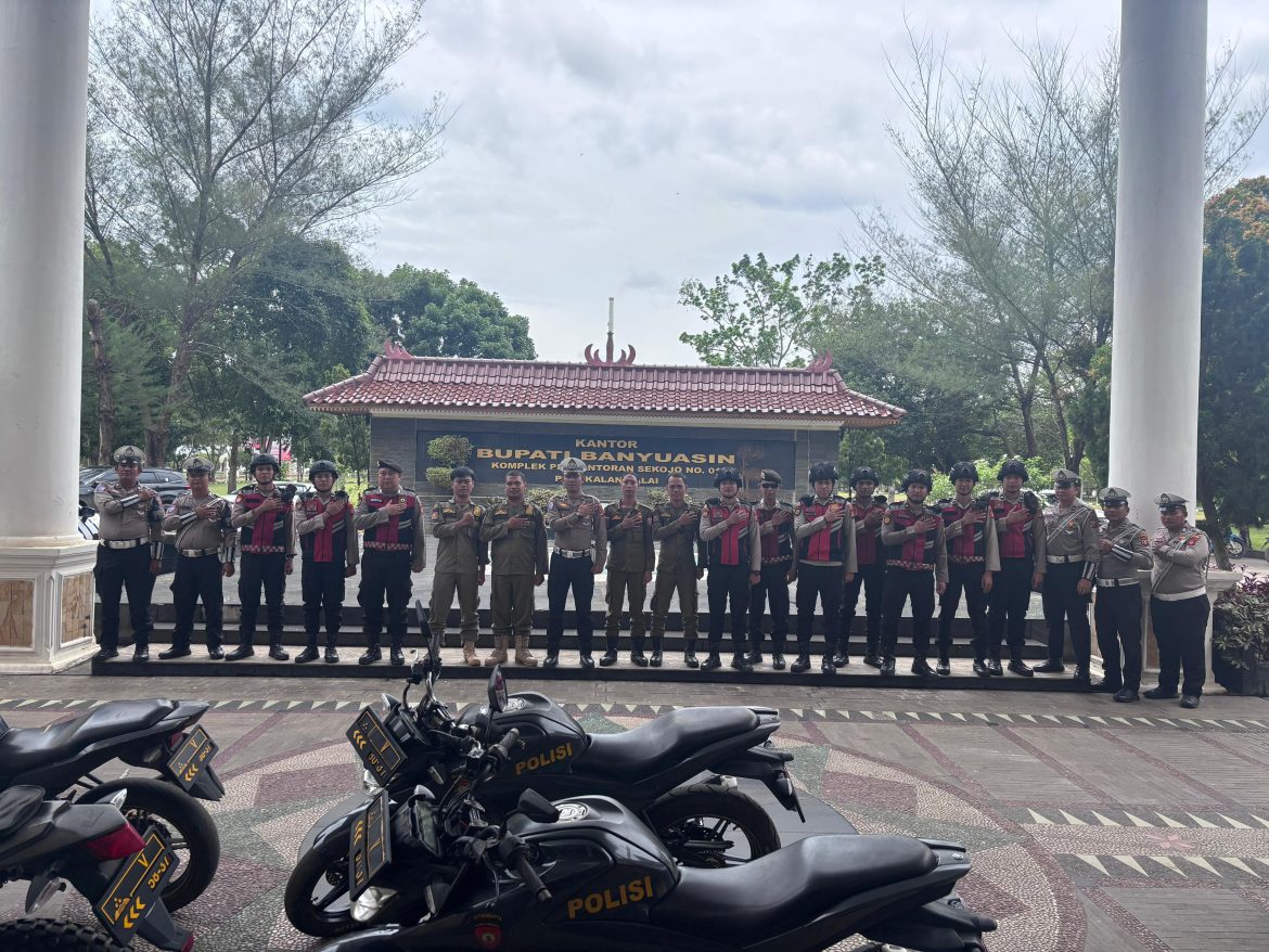 Polres Banyuasin Gelar Patroli Bersama Masyarakat Kawal Keamanan Dan Kenyamanan Warga
