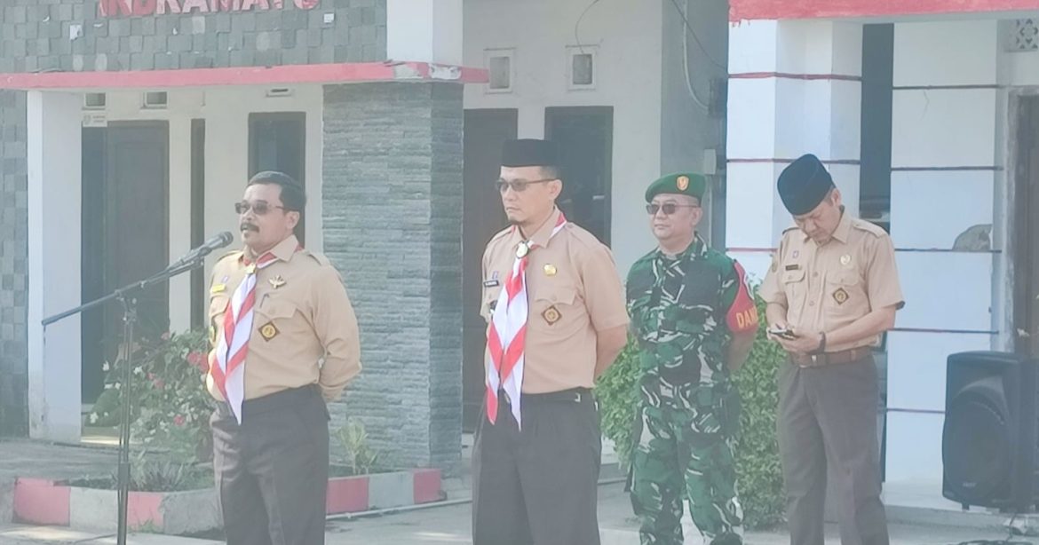 Danramil 1603 Lohbener IndramayuKapten Inf Sudiyanto Melaksanakan Apel Koordinasi Tingkat Kecamatan Lohbener