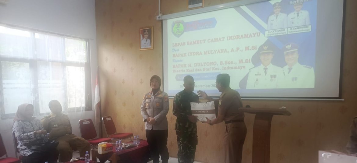 Danramil 1601 Indramayu Menghadiri Lepas Sambut Camat Indramayu Dari Indra Mulyana Kepada H.Dulyono
