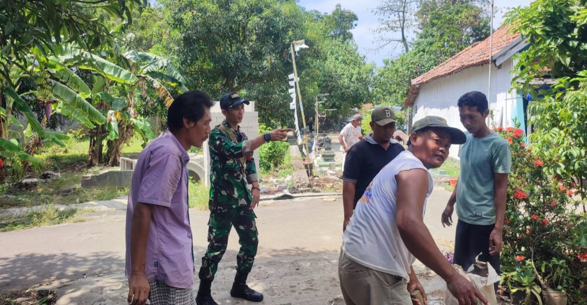Babinsa Koramil 1603 Lohbener Indramayu Melakukan Anjangsana Di Wilayah Desa Sindangkerta 
