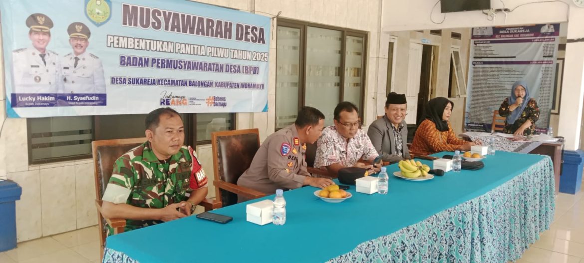 Babinsa Koramil 1601 Indramayu Hadiri Musyawarah Desa Pembetukan Panitia Pemilihan Kuwu Desa Sukareja Tahun 2025