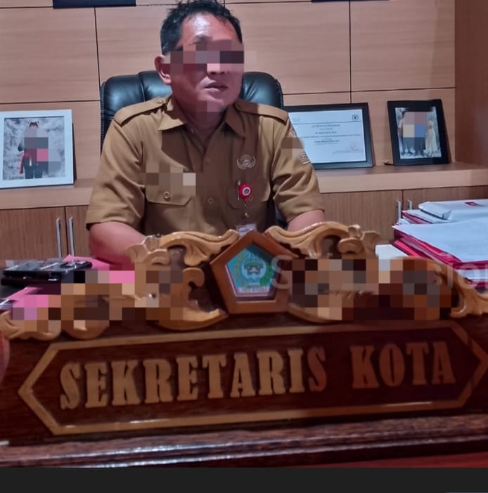 Gelombang Protes Menghantam Sekda Kota Bitung, Desakan Mundur Menguat