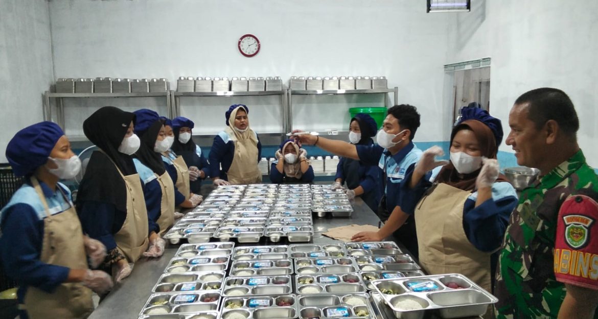 Danramil 1603 Lohbener Indramayu Hadiri Launcing Program Dapur Sehat Makan Bergizi Gratis (MBG), di Desa Linggajati