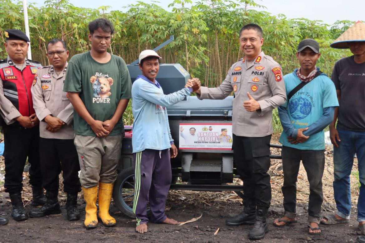 Kelompok Tani Serai Makmur Sejahtera Ogan Ilir Terima Bantuan Mesin Pipil Jagung Dari kapolri