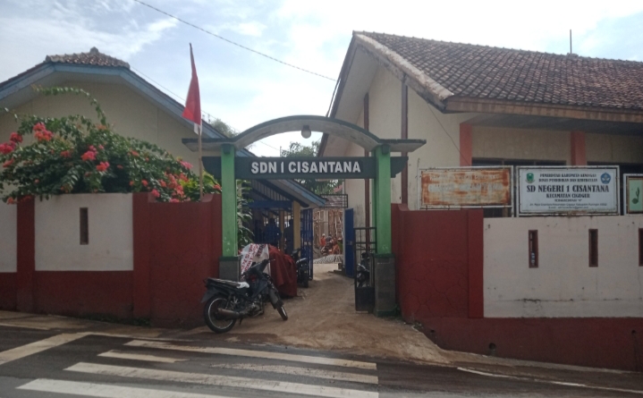 Kepsek SDN 1 Cisantana Kec.Cigugur Sangat Berterima Kasih Atas Dana Revitalisasi Dari APBN 2025 Untuk Membangun Sekolah