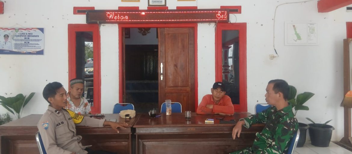 Koramil 1602 Sindang Indramayu Monitoring Pendaftaran Balon Kuwu Desa Cantigi Wetan Tahun 2025