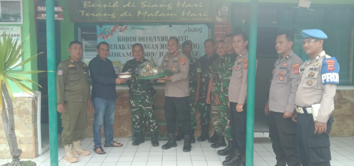 Koramil 1609 Juntinyuat Menerima Ucapan HUT TNI ke-80 Tahun 2025 Dari Forkopimca Juntinyuat 
