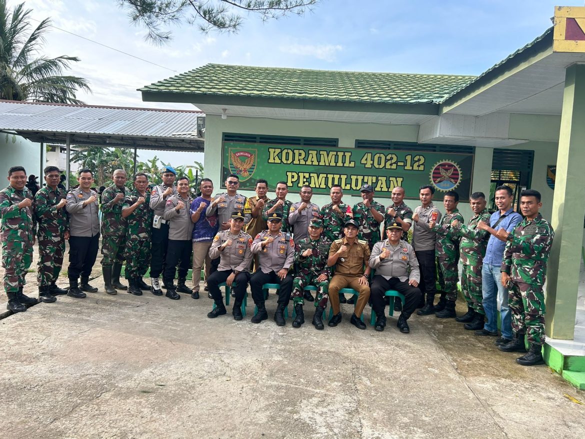 Sinergitas TNI–POLRI, Polsek Pemulutan Beri Ucapan Selamat HUT TNI ke-80 di Koramil 402-12 Pemulutan