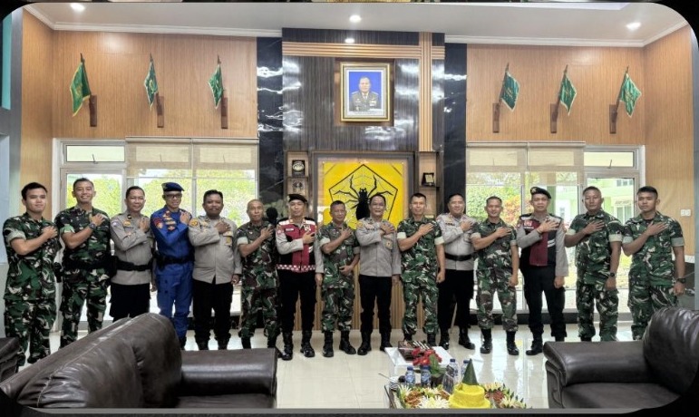 Polres Banyuasin melaksanakan kegiatan Kunjungan dalam Rangka HUT TNI KE 80 TH di Batalyon Yon Zeni Konstruksi 12