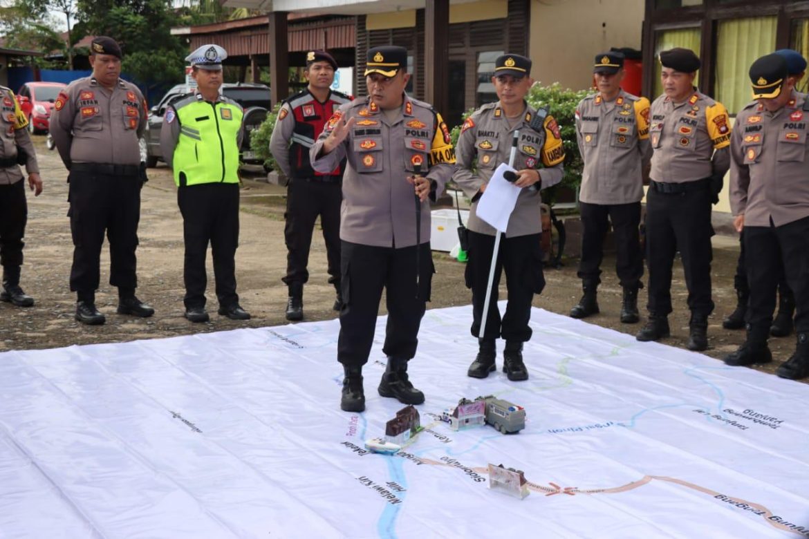 Ka Ops Polres Melawi Pimpin Langsung TFG Pengamanan Natal dan Tahun Baru