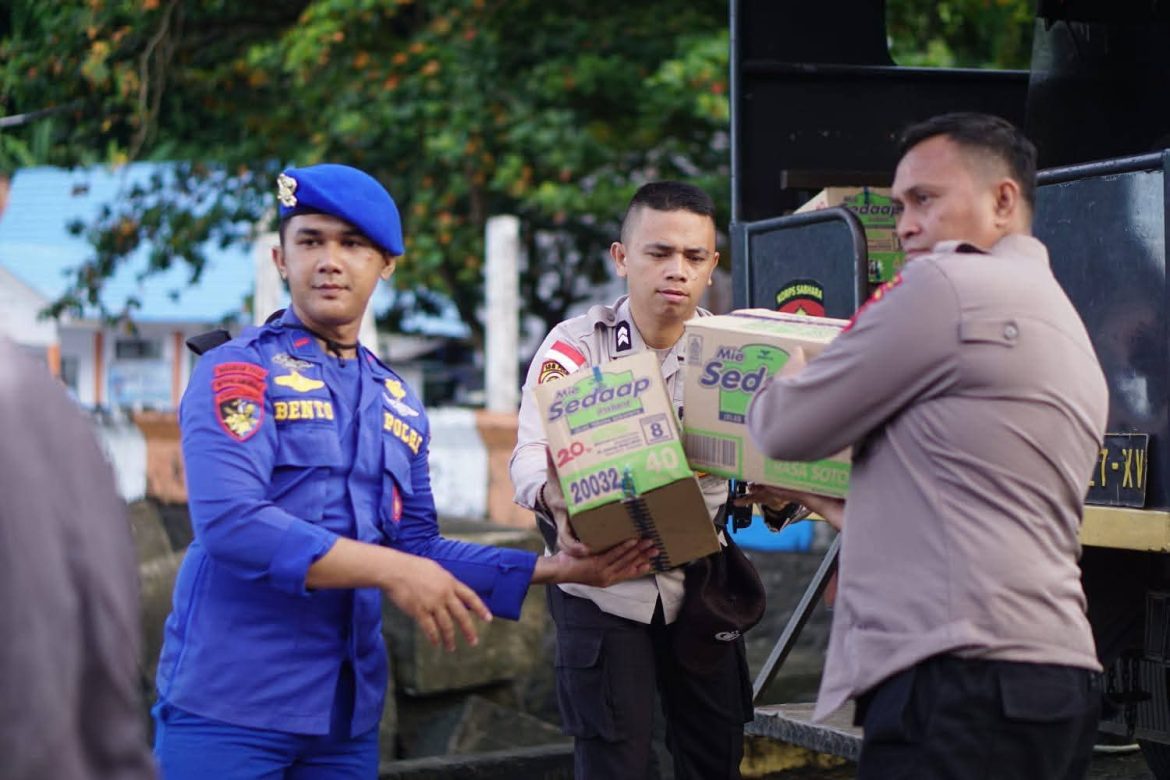 Ditpolairud Polda Sulut Kirim Bantuan ke Siau Barat
