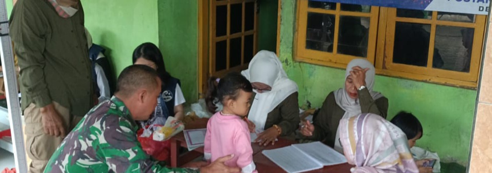 Peningkatan Kesehatan Balita, Babinsa Koramil 1609 Juntinyuat Melaksanakan Pendampingan Posyandu 