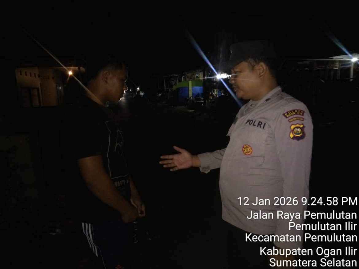 Polsek Pemulutan Intensifkan Patroli Malam Hari, Jaga Situasi Kamtibmas Tetap Kondusif