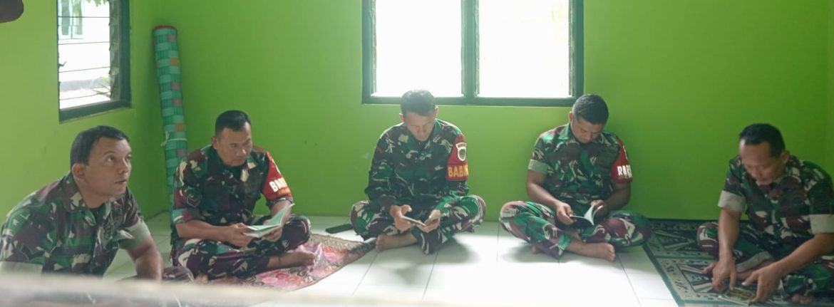 Danramil 1608 Karangampel Laksanakan Giat Sholat Dzuhur Berjama’ah dan Yasinan