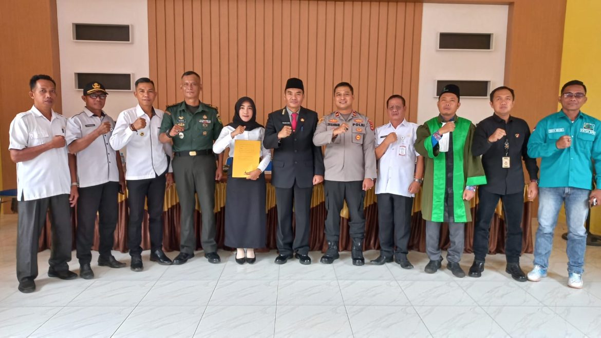 Kapolsek Rambang Hadiri dan Pimpin Pengamanan Kegiatan Pelantikan dan Pengambilan Sumpah Janji Anggota BPD PAW Desa Negeri Agung