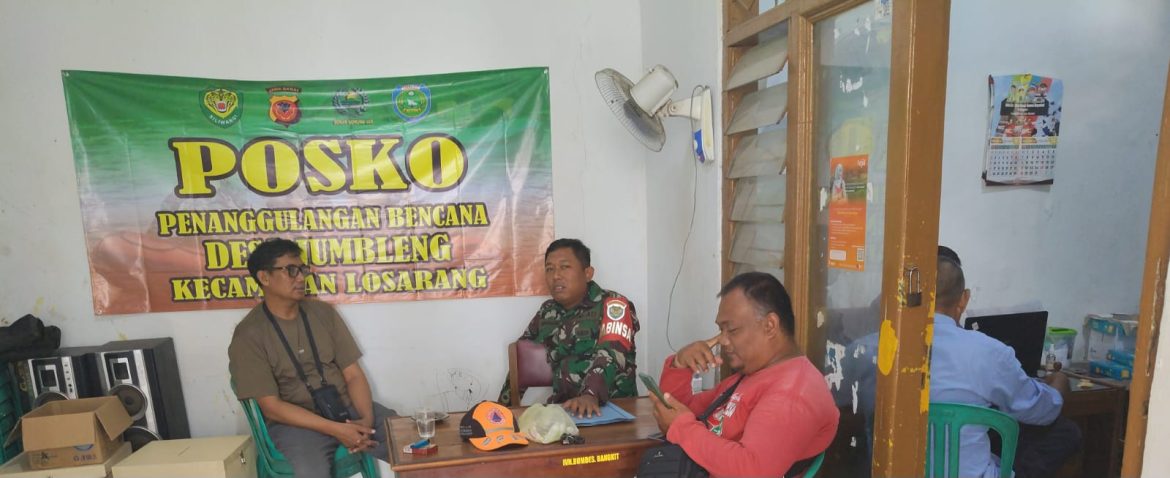 Anggota Koramil 1611 Losarang Laksanakan Komsos Bersama BPD dan Pamong Desa Jumbleng