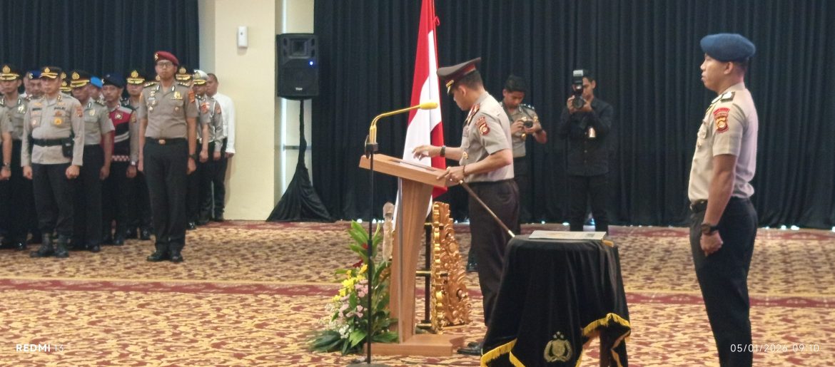 Kapolda Sumsel Pimpin Sertijab Wakapolda Sejumlah Pejabat Utama dan Kasatwil jajaran Polda Sumsel