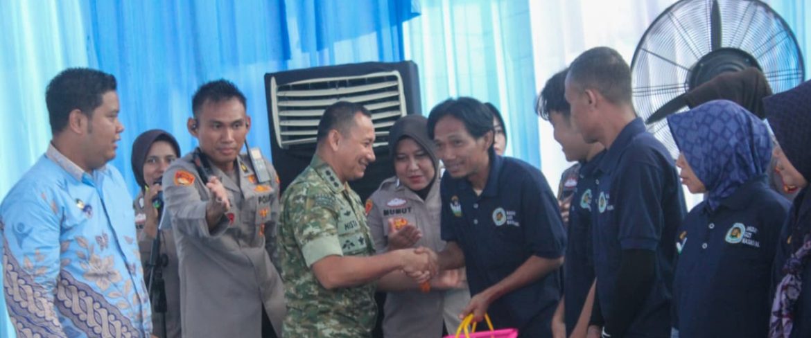 Dandim 0616/Indramayu Dampingi Danrem 063/SGJ Hadiri Launching SPPG dan Peresmian Gudang Ketahanan Pangan