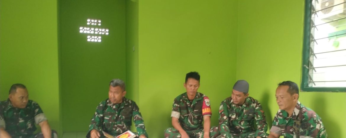 Danramil Beserta Anggota Laksanakan Tadarus Al-Qur’an Bulan Ramadhan 2026 di Musholla Koramil 1608/Karangampel