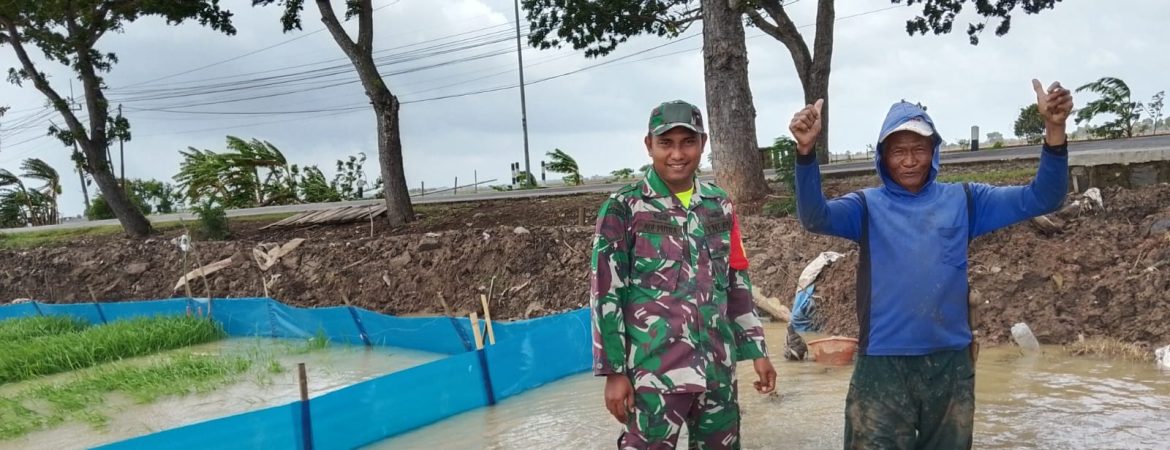 Babinsa Koramil 1603/Lohbener Laksanakan Pendampingan Pertanian di Desa Larangan