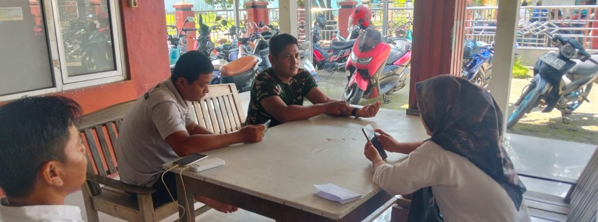 Komsos Anggota Koramil 1603/Lohbener Bersama Perangkat Desa Kiajaran Wetan