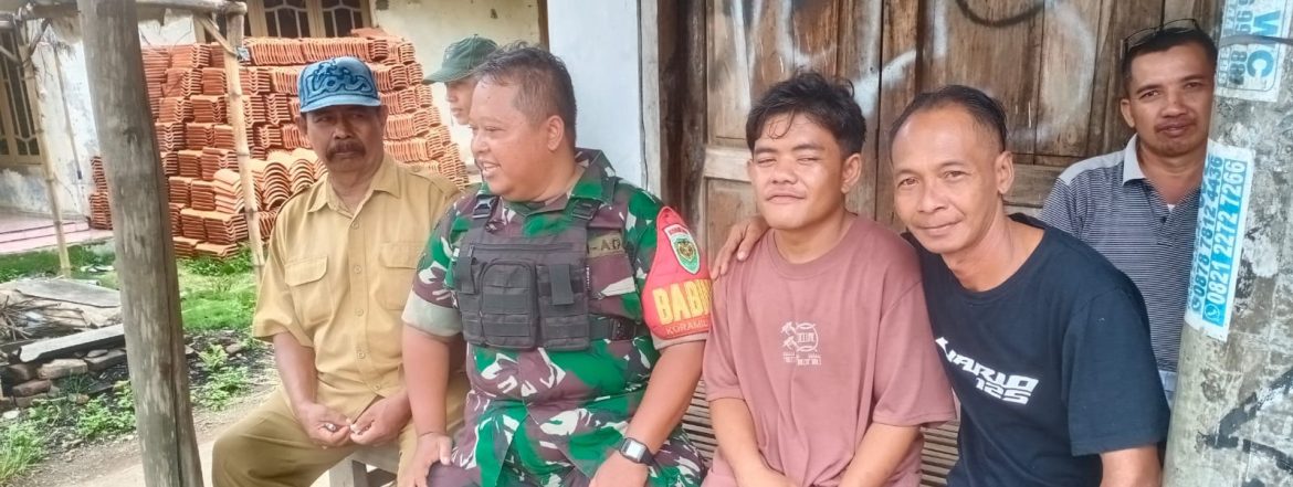 Komsos Babinsa Koramil 1605/Sukagumiwang Bersama Warga Desa Sukagumiwang