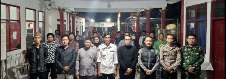 Koramil 1605 Sukagumiwang Hadiri Pelantikan RT/RW, LPM dan Linmas Desa Sukawera