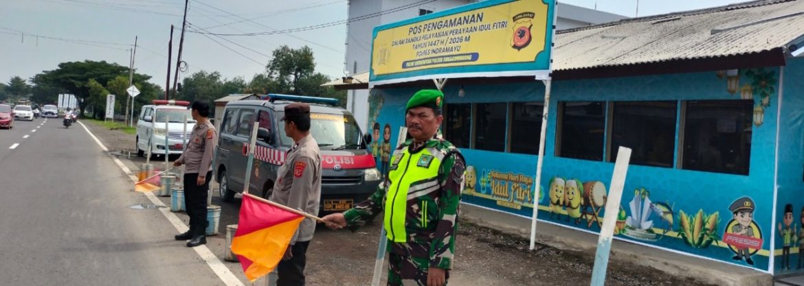 Personel Koramil 1605/Sukagumiwang Laksanakan Apel Pagi Pos Pengamanan Operasi Ketupat Lodaya 2026 di Pos Pam Pasar Tulungagung