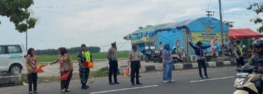 Personel Koramil 1605 Sukagumiwang Laksanakan Apel Kesiapsiagaan Pos PAM Terpadu Ops Ketupat Lodaya 2026