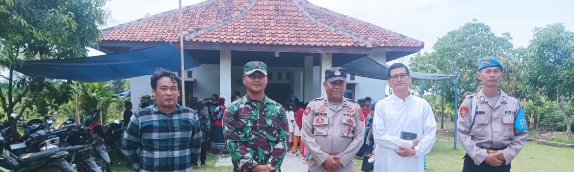 Personel Koramil 1602/Sindang Laksanakan Pengamanan Ibadah Paskah di Kecamatan Pasekan