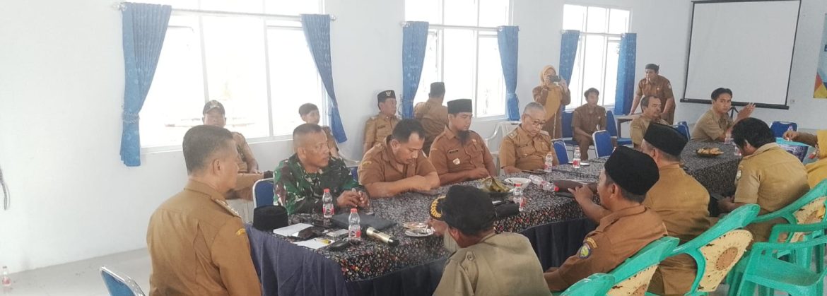 Koramil 1603/Lohbener Hadiri Rapat Koordinasi Wilayah Kecamatan Lohbener Tahun 2026