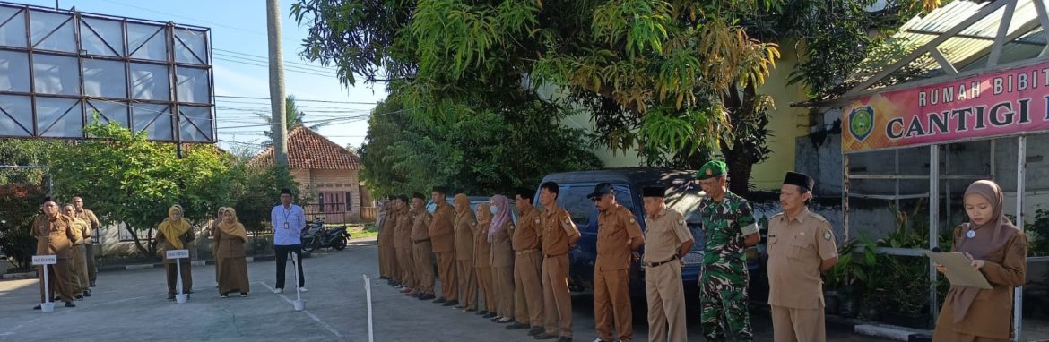 Koramil 1602/Sindang Laksanakan Apel Senin Rutin Gabungan Tingkat Kecamatan Cantigi