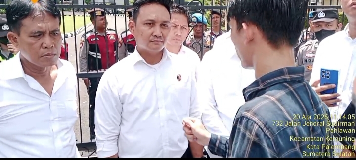 Aksi Damai di Mapolda Sumsel, GEMAPELA Minta Pecat Kapolres dan Kanit Pidsus Polres Lahat