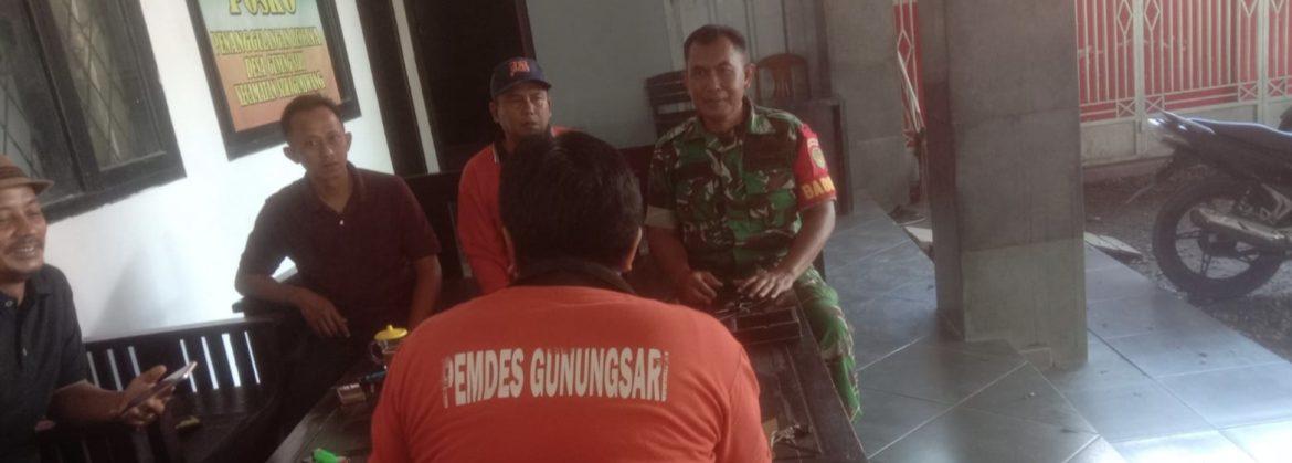 Babinsa Koramil 1605/Sukagumiwang Monitoring dan Dampingi Pertanian di Desa Gunungsari