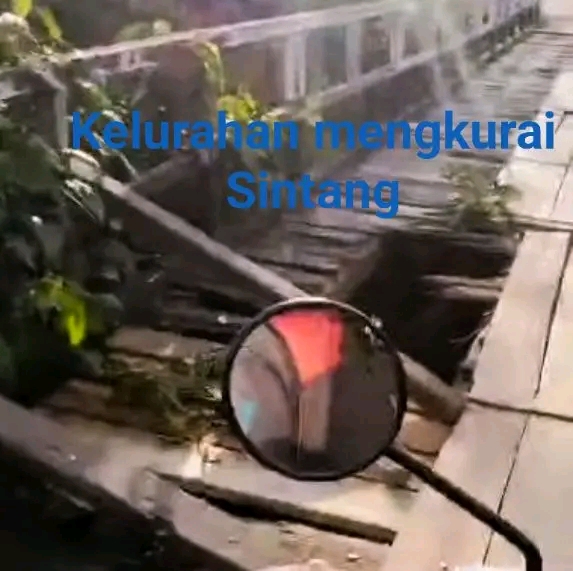 SINTANG DARURAT INFRASTRUKTUR: MANA NURANI PEMERINTAH?